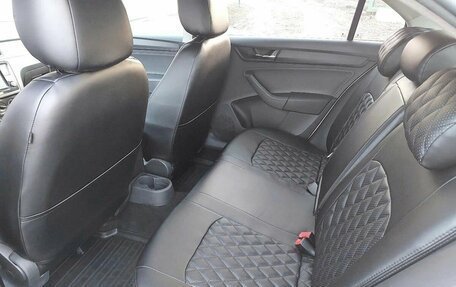 Skoda Rapid I, 2018 год, 1 139 000 рублей, 19 фотография