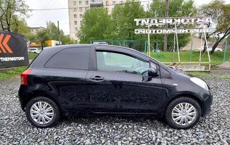 Toyota Yaris III рестайлинг, 2006 год, 469 000 рублей, 4 фотография