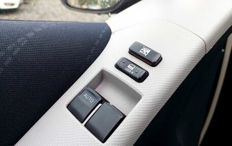 Toyota Yaris III рестайлинг, 2006 год, 469 000 рублей, 17 фотография