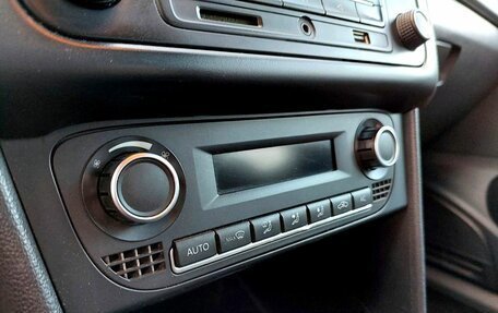 Volkswagen Polo VI (EU Market), 2013 год, 699 000 рублей, 16 фотография