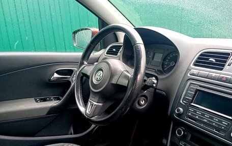 Volkswagen Polo VI (EU Market), 2013 год, 699 000 рублей, 24 фотография