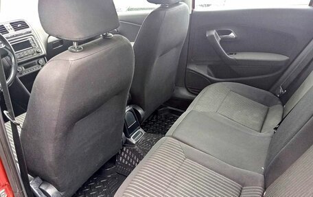 Volkswagen Polo VI (EU Market), 2013 год, 699 000 рублей, 26 фотография