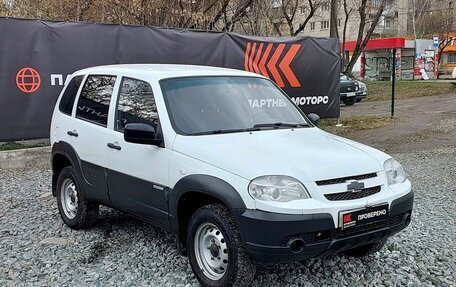 Chevrolet Niva I рестайлинг, 2014 год, 579 000 рублей, 3 фотография