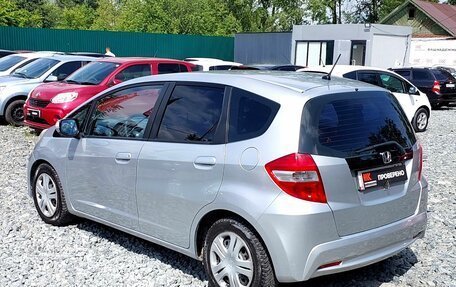 Honda Jazz II рестайлинг, 2012 год, 879 000 рублей, 7 фотография