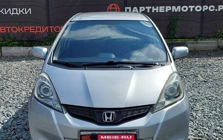 Honda Jazz II рестайлинг, 2012 год, 879 000 рублей, 2 фотография