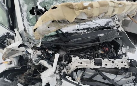 Toyota Ractis II, 2015 год, 150 000 рублей, 17 фотография