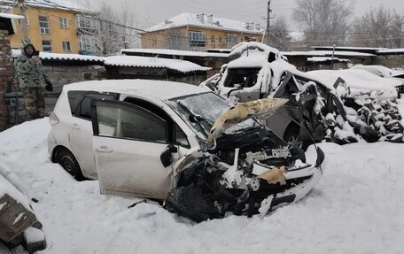 Toyota Ractis II, 2015 год, 150 000 рублей, 31 фотография