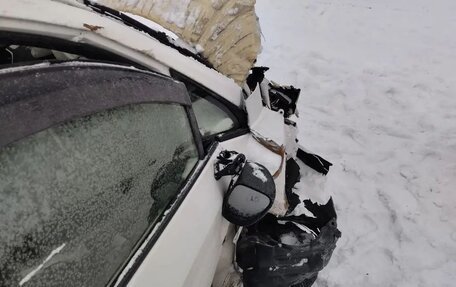 Toyota Ractis II, 2015 год, 150 000 рублей, 27 фотография