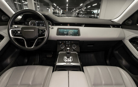 Land Rover Range Rover Evoque II, 2021 год, 4 050 000 рублей, 8 фотография