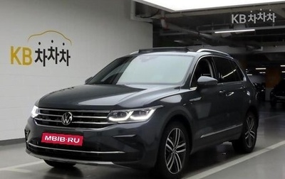 Volkswagen Tiguan II, 2024 год, 3 625 000 рублей, 1 фотография