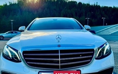 Mercedes-Benz E-Класс, 2018 год, 3 500 000 рублей, 1 фотография