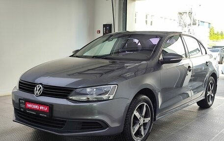 Volkswagen Jetta VI, 2013 год, 1 050 000 рублей, 1 фотография
