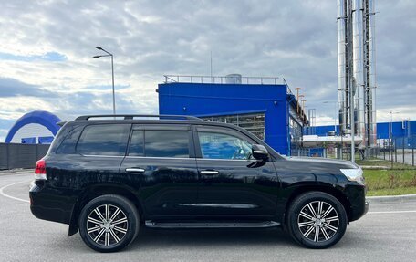 Toyota Land Cruiser 200, 2019 год, 6 400 000 рублей, 4 фотография