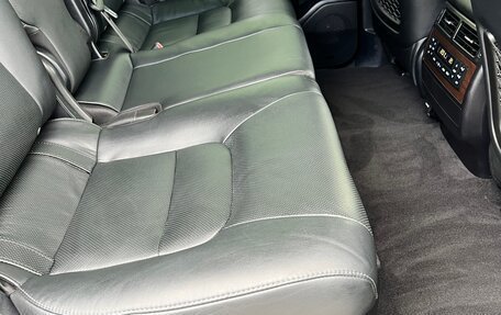 Toyota Land Cruiser 200, 2019 год, 6 400 000 рублей, 13 фотография