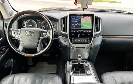 Toyota Land Cruiser 200, 2019 год, 6 400 000 рублей, 21 фотография