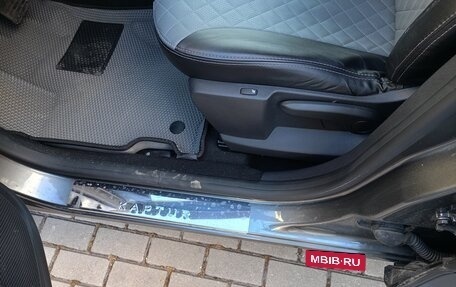 Renault Kaptur I рестайлинг, 2017 год, 2 000 000 рублей, 12 фотография