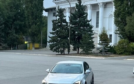 Opel Insignia II рестайлинг, 2014 год, 650 000 рублей, 2 фотография
