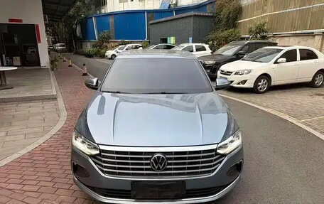 Volkswagen Lavida, 2022 год, 1 390 000 рублей, 2 фотография