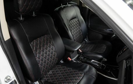 Mitsubishi Outlander III рестайлинг 3, 2019 год, 2 650 000 рублей, 18 фотография