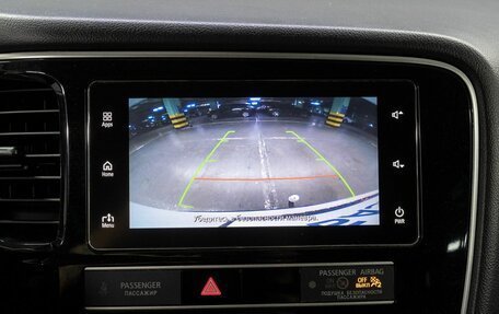 Mitsubishi Outlander III рестайлинг 3, 2019 год, 2 650 000 рублей, 24 фотография