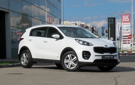 KIA Sportage IV рестайлинг, 2018 год, 2 200 000 рублей, 3 фотография