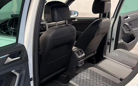 Volkswagen Tiguan II, 2022 год, 2 939 000 рублей, 4 фотография