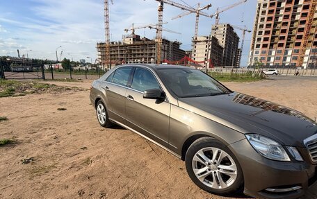 Mercedes-Benz E-Класс, 2010 год, 1 650 000 рублей, 2 фотография
