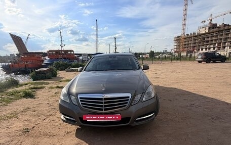 Mercedes-Benz E-Класс, 2010 год, 1 650 000 рублей, 3 фотография