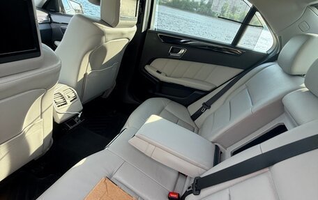 Mercedes-Benz E-Класс, 2010 год, 1 650 000 рублей, 11 фотография