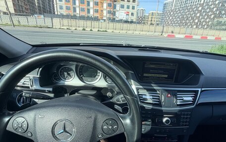 Mercedes-Benz E-Класс, 2010 год, 1 650 000 рублей, 16 фотография