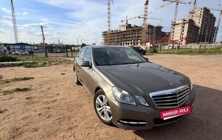 Mercedes-Benz E-Класс, 2010 год, 1 650 000 рублей, 4 фотография
