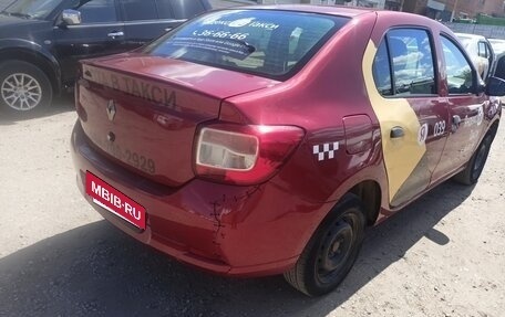 Renault Logan II, 2017 год, 227 000 рублей, 8 фотография