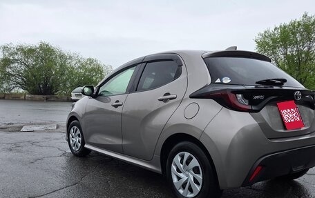 Toyota Yaris, 2020 год, 1 520 000 рублей, 3 фотография
