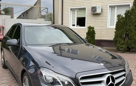 Mercedes-Benz E-Класс, 2014 год, 1 850 000 рублей, 3 фотография
