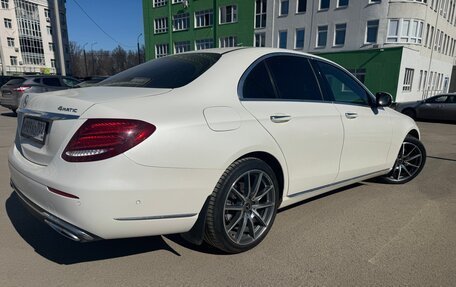Mercedes-Benz E-Класс, 2018 год, 3 500 000 рублей, 3 фотография