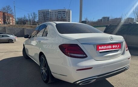 Mercedes-Benz E-Класс, 2018 год, 3 500 000 рублей, 16 фотография