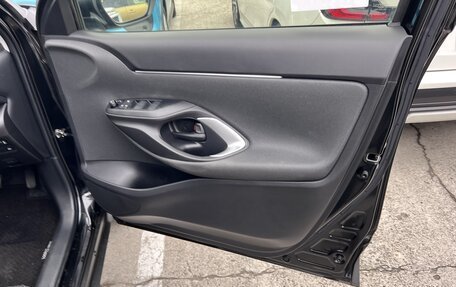 Toyota Yaris Cross, 2021 год, 2 050 000 рублей, 10 фотография