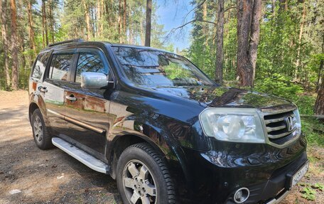 Honda Pilot III рестайлинг, 2012 год, 1 600 000 рублей, 3 фотография