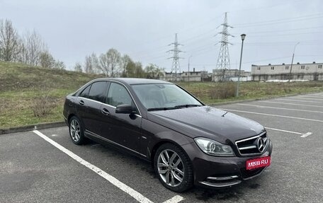 Mercedes-Benz C-Класс, 2011 год, 1 450 000 рублей, 1 фотография