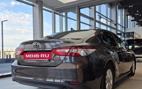 Toyota Camry, 2019 год, 2 274 000 рублей, 6 фотография