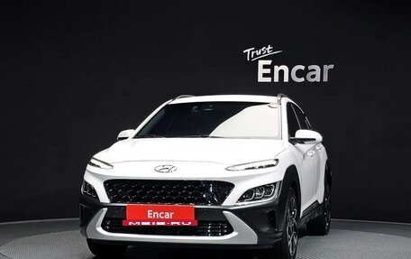 Hyundai Kona I, 2022 год, 1 865 000 рублей, 3 фотография