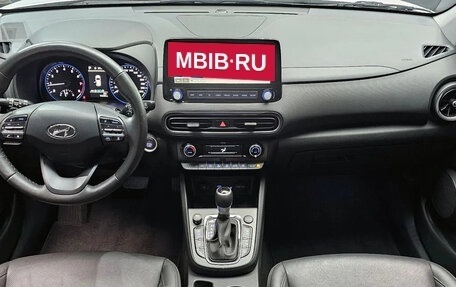 Hyundai Kona I, 2022 год, 1 865 000 рублей, 7 фотография