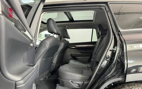 Toyota Highlander, 2026 год, 5 550 000 рублей, 22 фотография