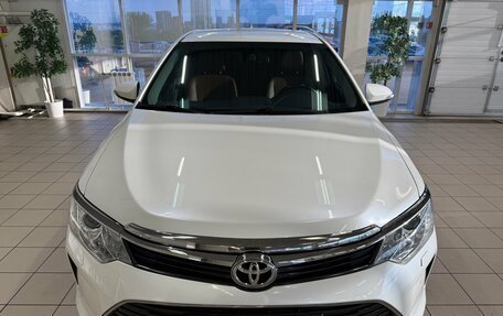 Toyota Camry, 2017 год, 2 400 000 рублей, 3 фотография