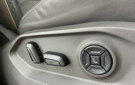 Volkswagen Touareg III, 2019 год, 4 695 000 рублей, 15 фотография