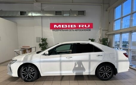 Toyota Camry, 2017 год, 2 400 000 рублей, 5 фотография
