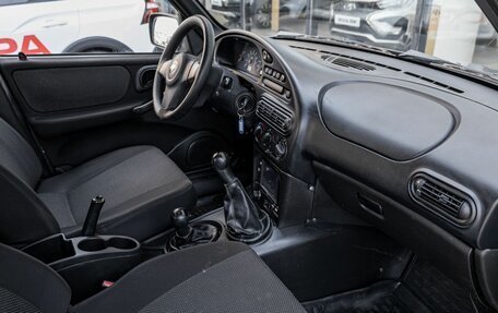 Chevrolet Niva I рестайлинг, 2013 год, 470 200 рублей, 6 фотография