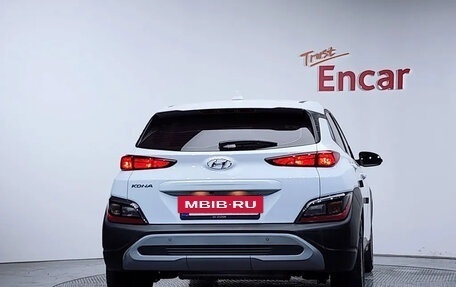 Hyundai Kona I, 2022 год, 1 892 000 рублей, 4 фотография