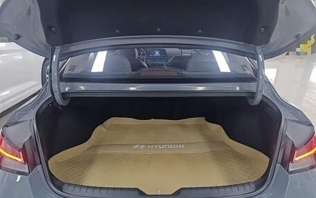 Hyundai Elantra, 2022 год, 1 125 000 рублей, 21 фотография