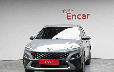 Hyundai Kona I, 2022 год, 1 873 000 рублей, 3 фотография